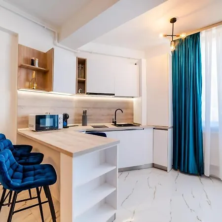 Apartament Flomar *